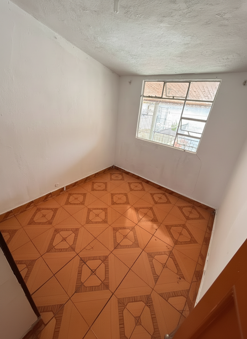 Casa de 5 alcobas en venta en La Aurora, Bucaramanga, 300 m² · foto 2 de 21