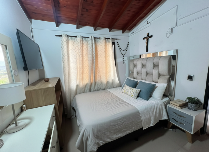 Casa de 5 alcobas en venta en Cabañas, Bello, 180 m² · foto 9 de 21
