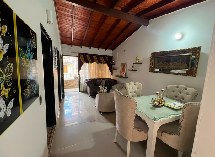 Casa de 5 alcobas en venta en Cabañas, Bello, 180 m² · foto 6 de 21