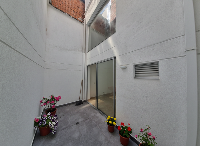 Local en venta en Laureles Nogal, Medellín, 61 m² · foto 6 de 9