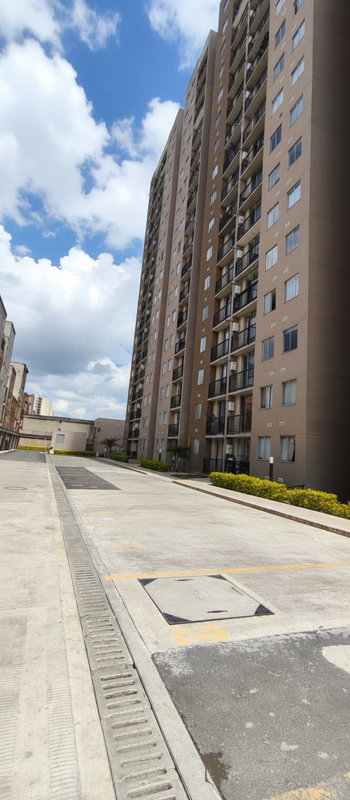 Apartamento en venta en Fontibon, Bogotá · foto 2 de 16