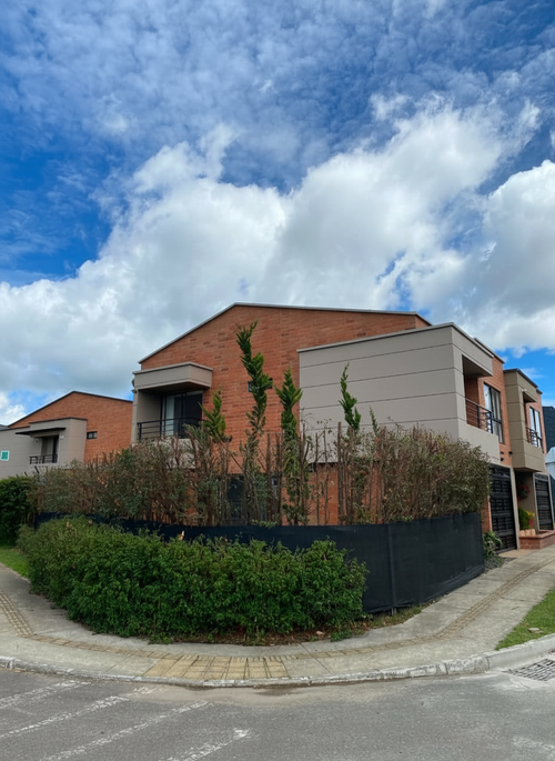 Casa de 3 alcobas en venta en La Ceja, 135 m² · foto 8 de 24