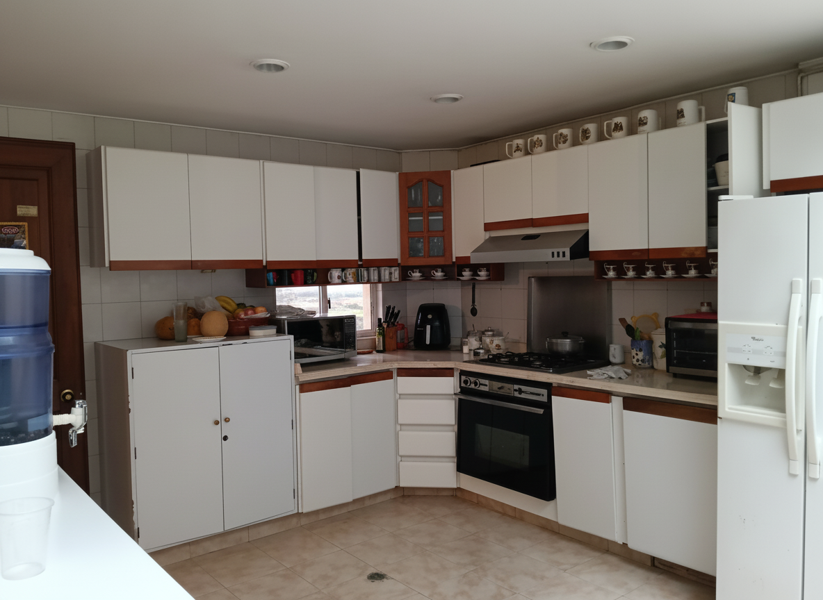 Casa en venta en Gratamira, Bogotá · foto 3 de 13