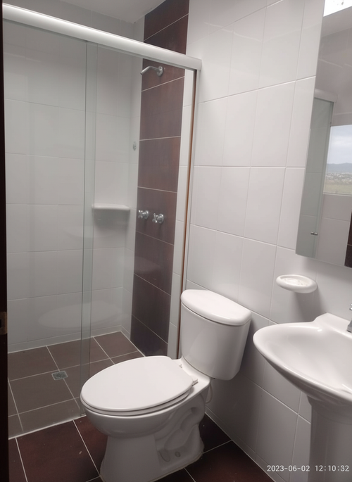 Apartamento de 4 alcobas en venta en Florida Del Country, Floridablanca, 172 m² · foto 2 de 24