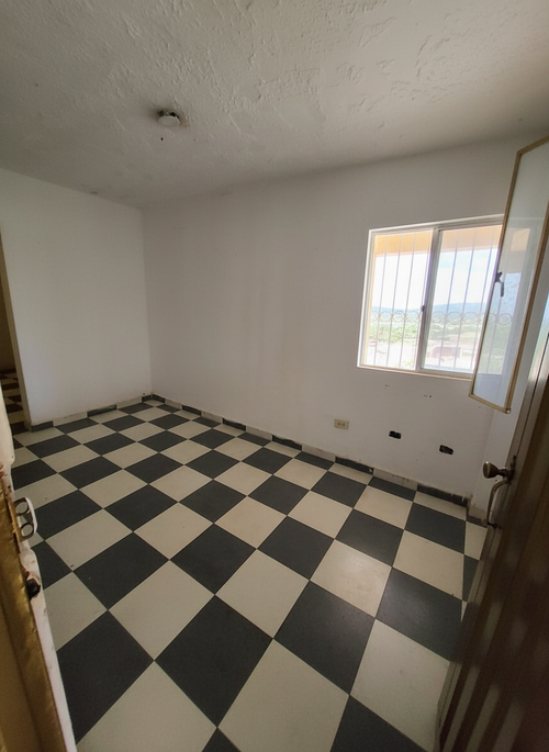 Casa de 3 alcobas en venta en San Nicolas, Soacha, 180 m² · foto 6 de 14