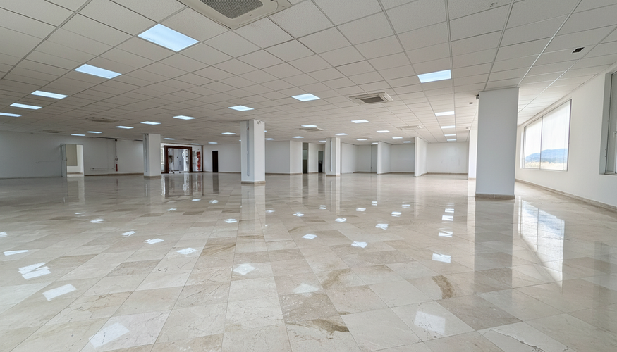 Oficina en arriendo en San Pedro, Cali, 1000 m² · foto 16 de 24