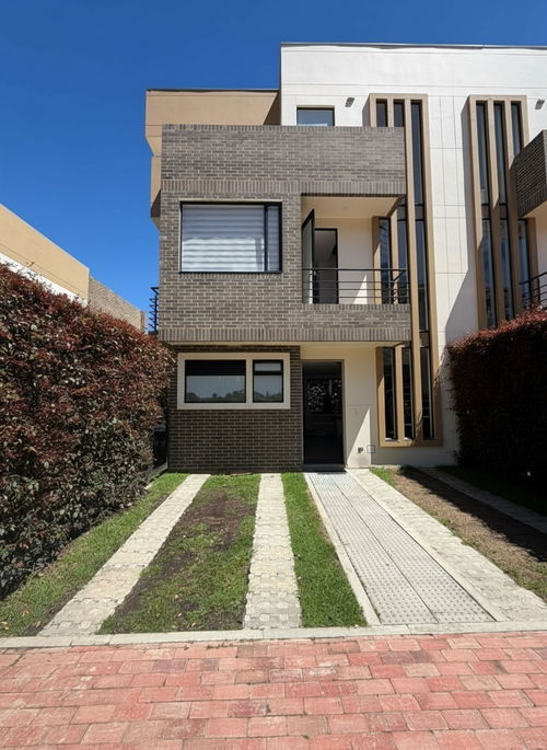 Casa de 3 alcobas en venta en Fagua, Chía, 104 m² · foto 2 de 16