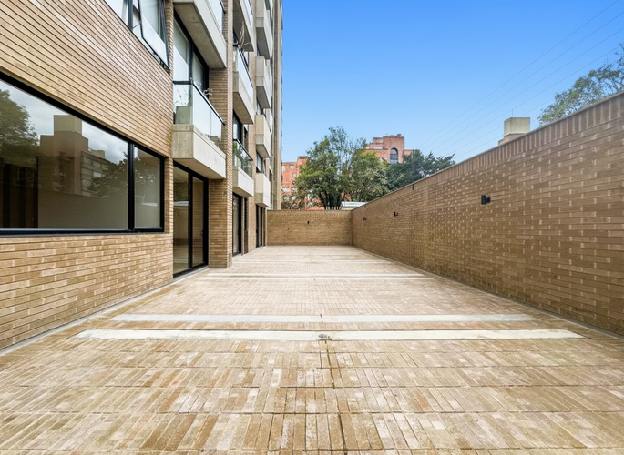 Apartamento de 3 alcobas en venta en La Cabrera, Bogotá, 133 m² · foto 13 de 18