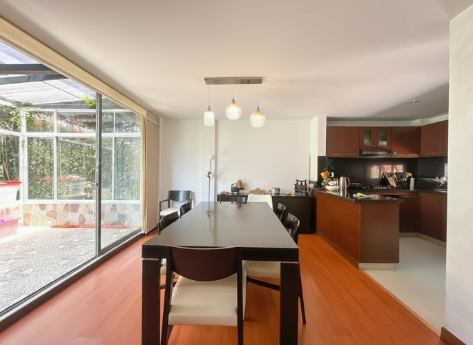 Casa en venta en Camino De Arrayanes, Bogotá · foto 2 de 13