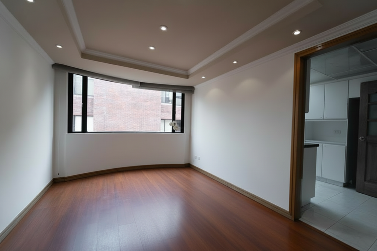 Apartamento de 3 alcobas en venta en Chico Norte, Bogotá, 141 m² · foto 2 de 12