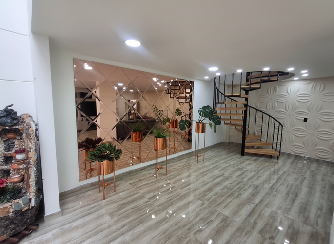 Casa en venta en Barrios Unidos, Bogotá · foto 12 de 24