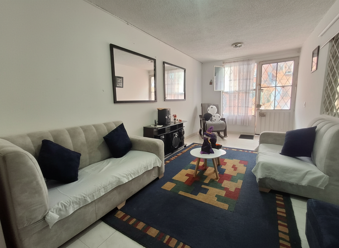 Casa de 6 alcobas en venta en Alamos, Bogotá, 230 m² · foto 3 de 21