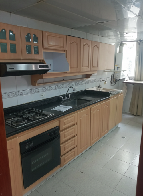 Apartamento de 3 alcobas en arriendo en Cedritos, Bogotá, 79 m² · foto 7 de 12
