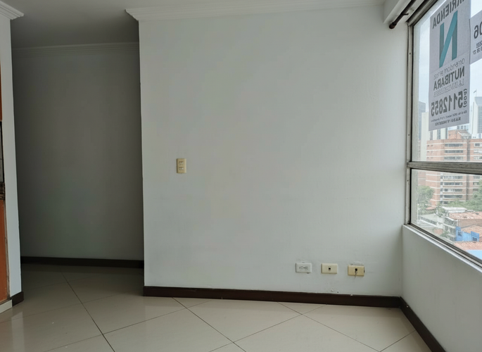 Apartamento de 3 alcobas en arriendo en Santa Mónica, Medellín, 80 m² · foto 2 de 11
