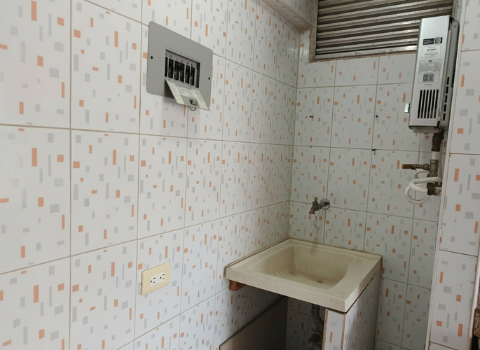 Apartamento de 3 alcobas en arriendo en Santa Mónica, Medellín, 80 m² · foto 9 de 11