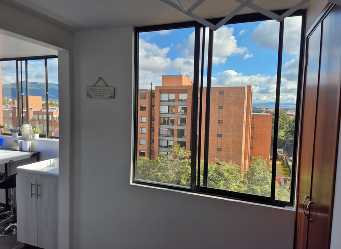 Apartamento de 3 alcobas en venta en Colina Campestre, Bogotá, 121 m² · foto 8 de 19