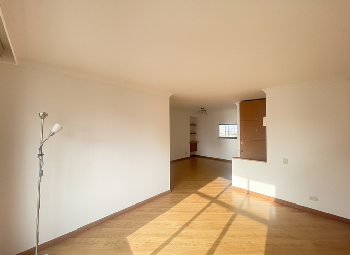 Apartamento en venta en Mazuren, Bogotá · foto 3 de 10