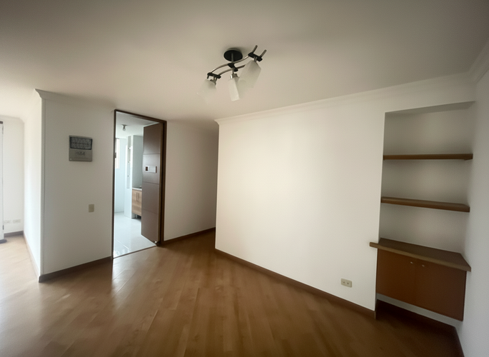 Apartamento en venta en Mazuren, Bogotá · foto 4 de 10