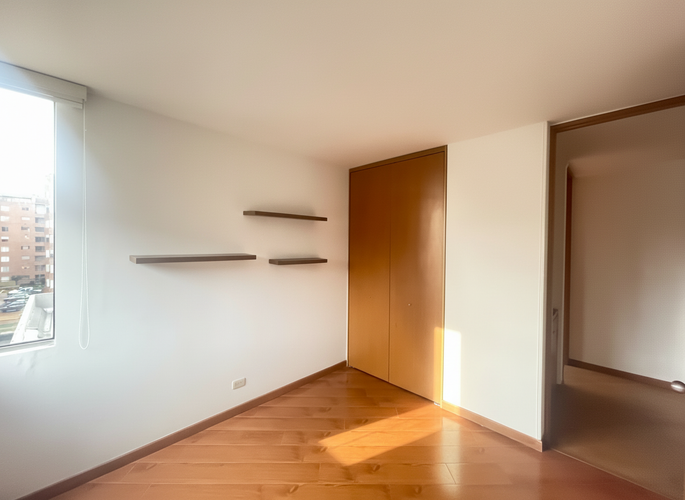Apartamento en venta en Mazuren, Bogotá · foto 6 de 10