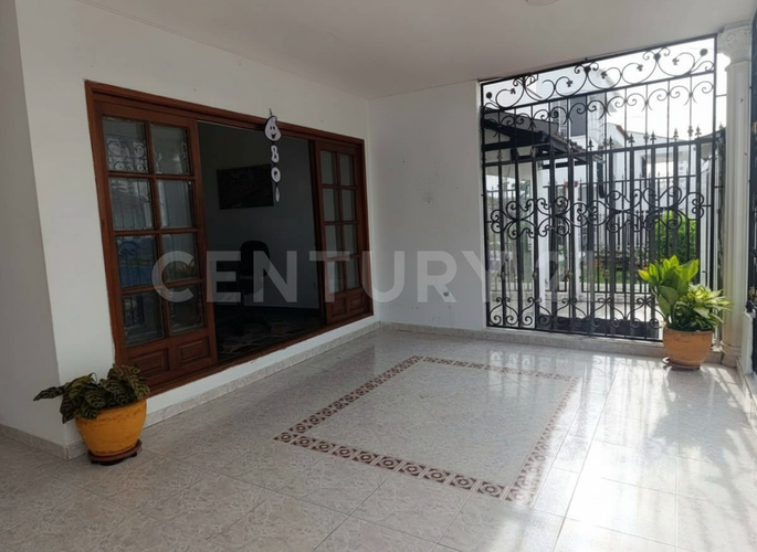 Casa de 3 alcobas en arriendo en San Gregorio, Villavicencio, 250 m² · foto 2 de 17