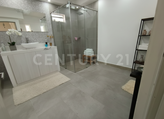 Casa de 3 alcobas en arriendo en San Gregorio, Villavicencio, 250 m² · foto 13 de 17