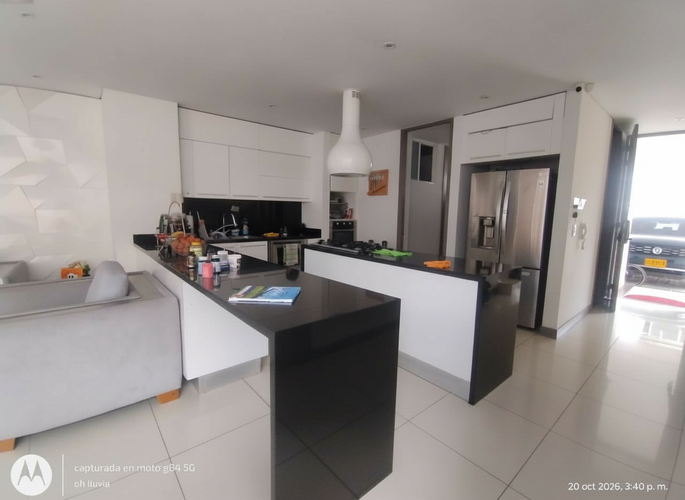 Casa de 4 alcobas en venta en Pance Alto, Cali, 380 m² · foto 3 de 22
