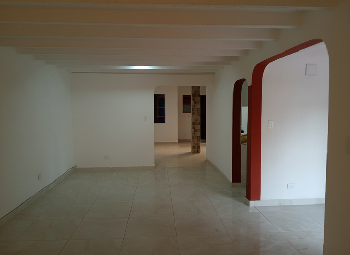 Casa de 5 alcobas en arriendo en Urbanizacion La Merced, Cali, 225 m² · foto 8 de 24
