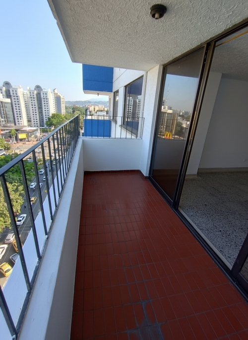 Apartamento de 3 alcobas en arriendo en San Fernando Viejo, Cali, 111 m² · foto 2 de 13