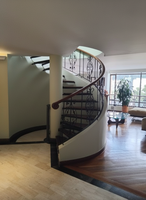 Apartamento de 4 alcobas en venta en Chicó Reservado, Bogotá, 169 m² · foto 3 de 24