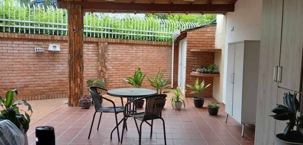 Casa de 5 alcobas en venta en Cañaveral, Floridablanca, 250 m² · foto 2 de 23