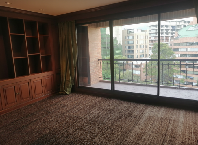 Apartamento de 4 alcobas en venta en La Cabrera, Bogotá, 316 m² · foto 3 de 24