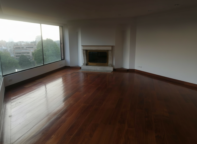 Apartamento de 4 alcobas en venta en La Cabrera, Bogotá, 316 m² · foto 4 de 24
