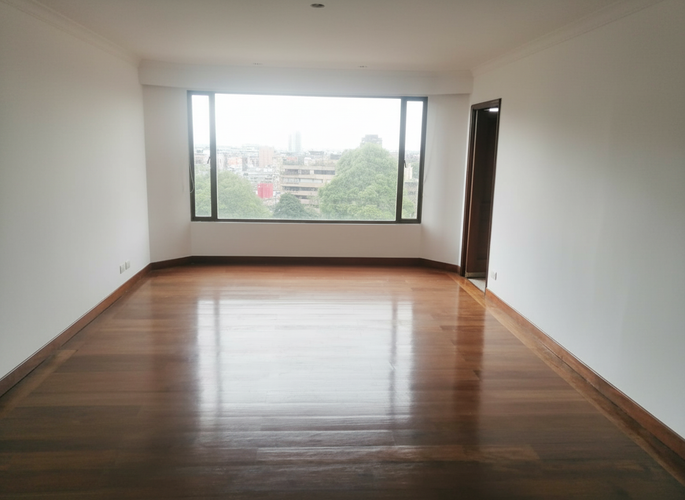 Apartamento de 4 alcobas en venta en La Cabrera, Bogotá, 316 m² · foto 7 de 24
