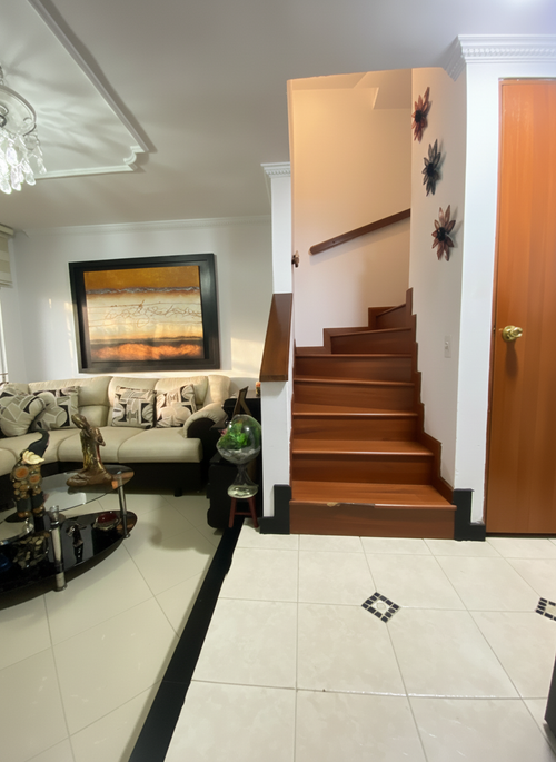 Casa de 3 alcobas en venta en Portales Del Monte, Bogotá, 108 m² · foto 3 de 24
