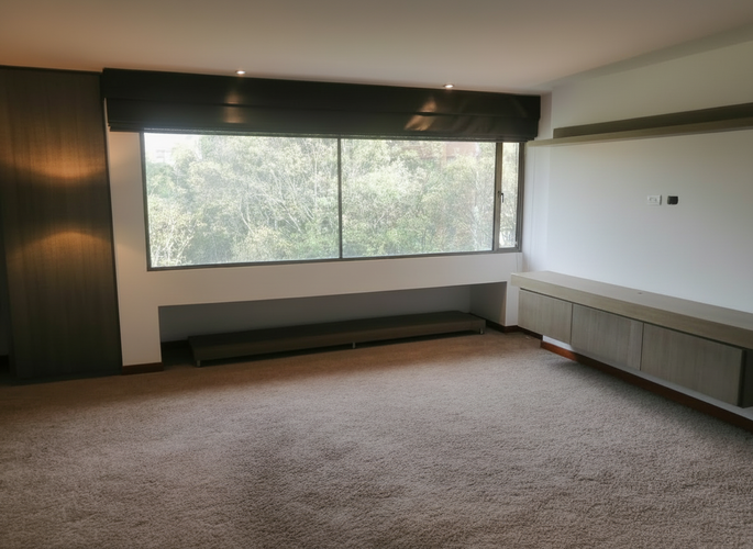 Apartamento de 3 alcobas en venta en La Cabrera, Bogotá, 249 m² · foto 13 de 23