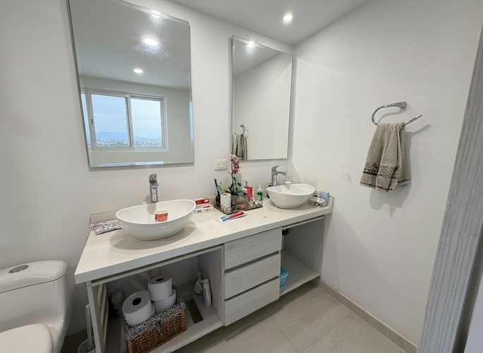 Apartamento de 4 alcobas en venta en Santa Monica, Cali, 175 m² · foto 9 de 13