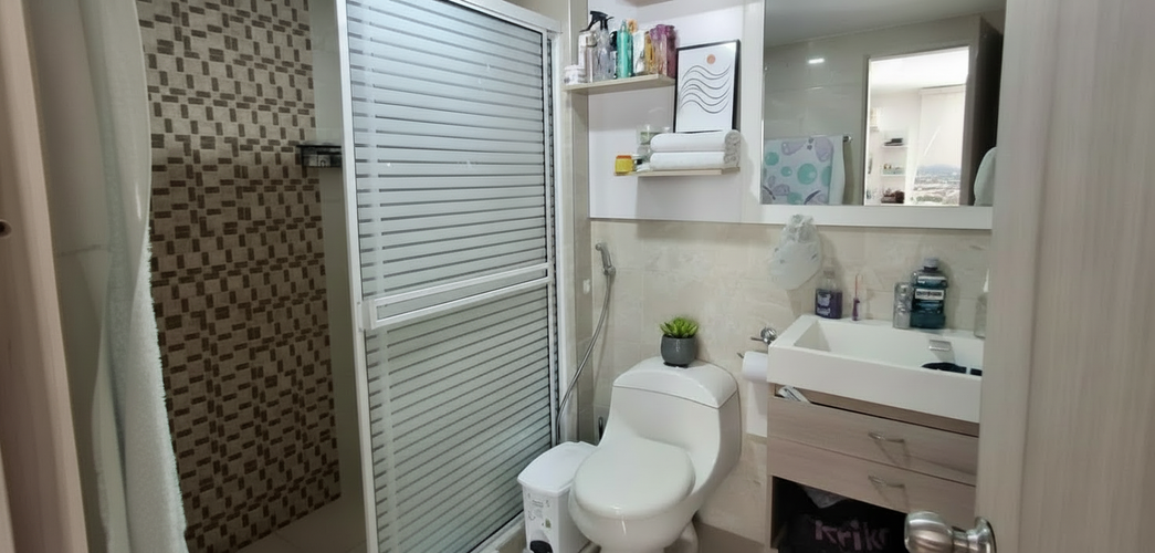 Casa de 5 alcobas en venta en La Hacienda, Cali, 120 m² · foto 9 de 15