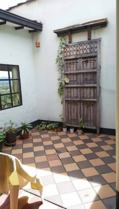 Casa de 7 alcobas en venta en Simon Bolivar, Medellín, 157 m² · foto 5 de 17