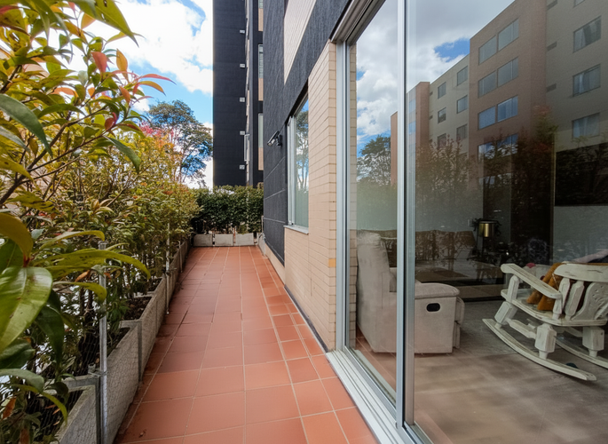 Apartamento de 2 alcobas en venta en Portales Del Norte, Bogotá, 58 m² · foto 3 de 19