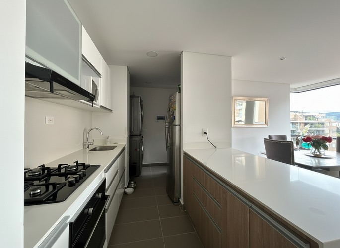 Apartamento de 3 alcobas en venta en Cantalejo, Bogotá, 82 m² · foto 4 de 18