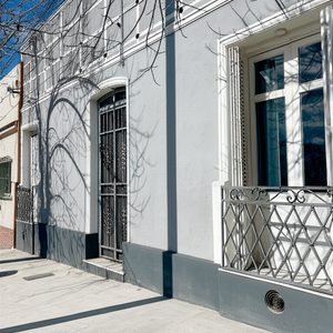 El Hogar Ideal Para Tu Familia: 4 Dormitorios, Amplitud Y Confort.