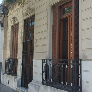 Para Reciclar !! Zona Privilegiada: 8 Metros De Frente Y Potencial Inigualable.