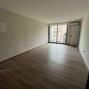 Vendo Exclusivo Apartamento A Estrenar En Pocitos:  1 Dormitorio  Amplias Dimensiones