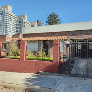 Hermosa Casa De Dos Dormitorios Mas Barbacoa En Buceo