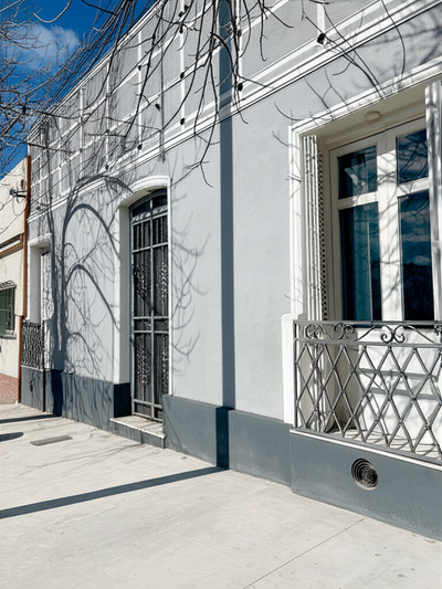 El hogar ideal para tu familia: 4 dormitorios, amplitud y confort.