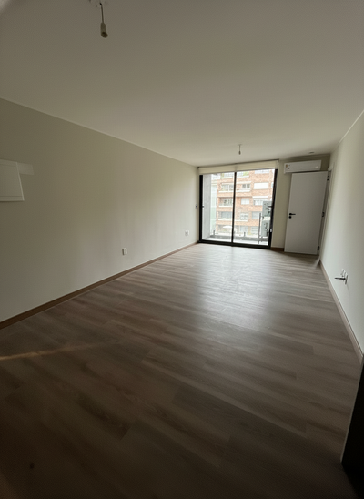 Vendo Exclusivo Apartamento a Estrenar en Pocitos:  1 Dormitorio  amplias dimensiones