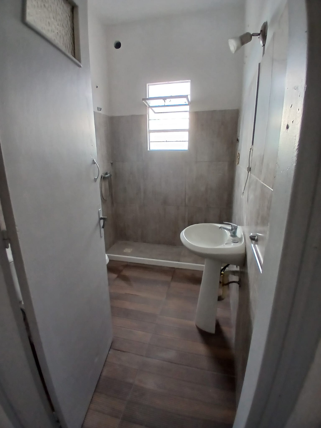 Oportunidad Apto 3 Dorm, Baño, Cocina Living-comedor, Terrazas Fte Y Fdo. - Vista 5