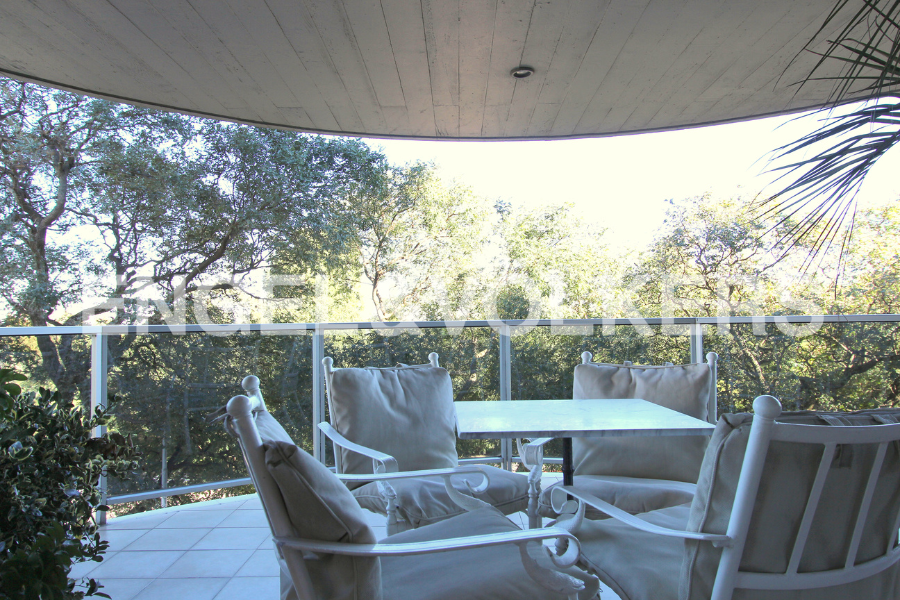 Apartamento En Venta En Golf, Planta De Categoría. Ref. #D15D4