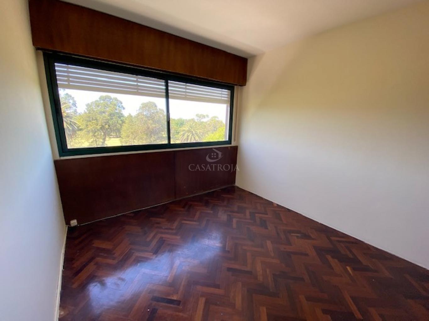 VENTA   APARTAMENTO EN PUNTA CARRETAS 2 DORMITORIOS + SERVICIO - Widok 5