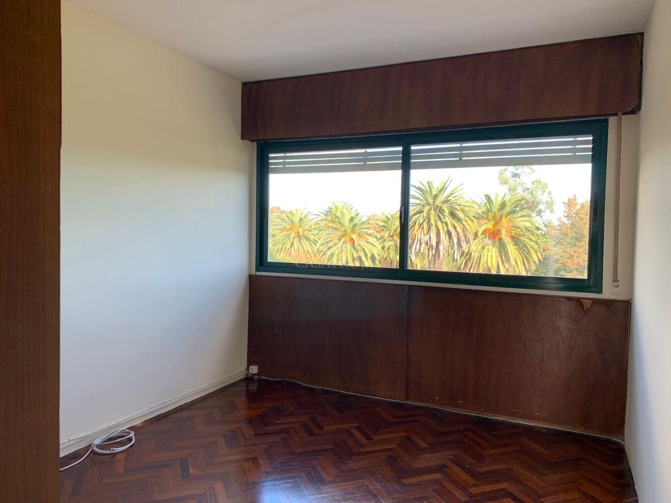 VENTA   APARTAMENTO EN PUNTA CARRETAS 2 DORMITORIOS + SERVICIO - Więcej